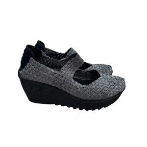 Women’s White Mt. Wedge Mary Jane size 8 Gunmetal Memory Foam Shoes
